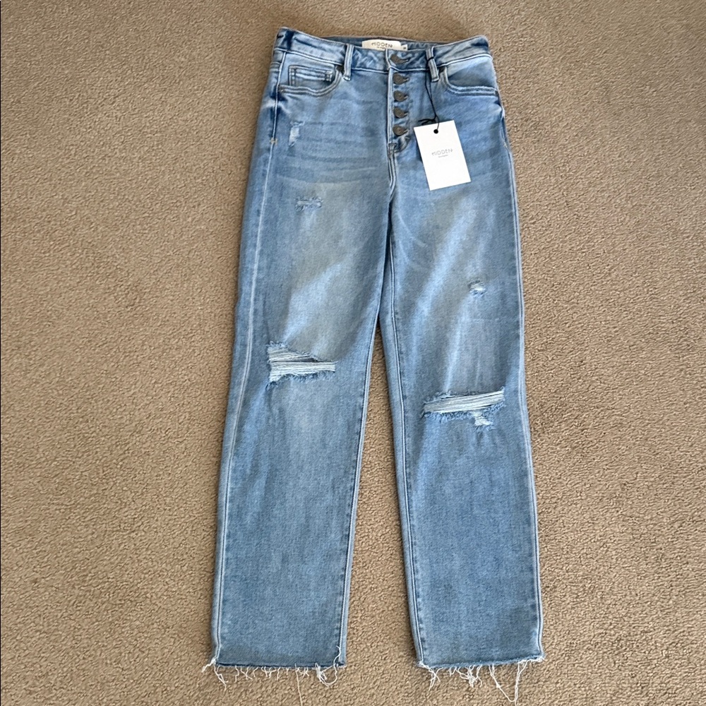 High Rise Straight Leg Jeans in Light Blue - Modern Vice